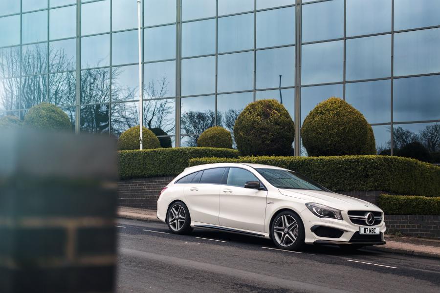  Mercedes-AMG CLA45 Shooting Brake 2015 года  (UK) (фото 5 из 30)